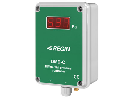 Differenstrycktransmitter med inbyggd regulator och display